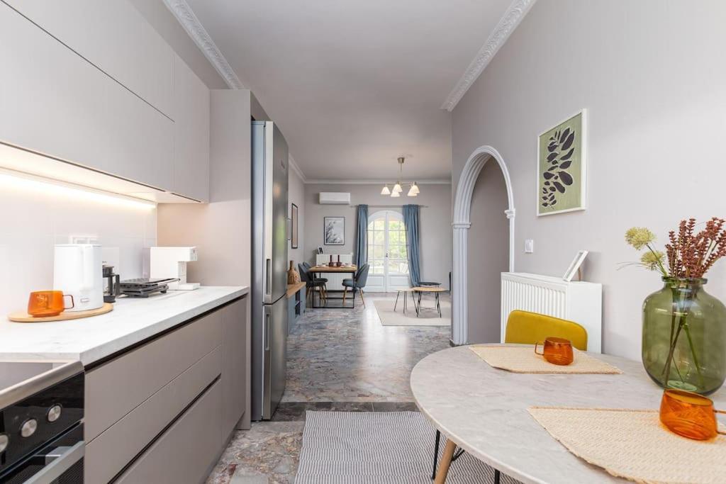 Angelikis House Apartment Kompitsion Bagian luar foto