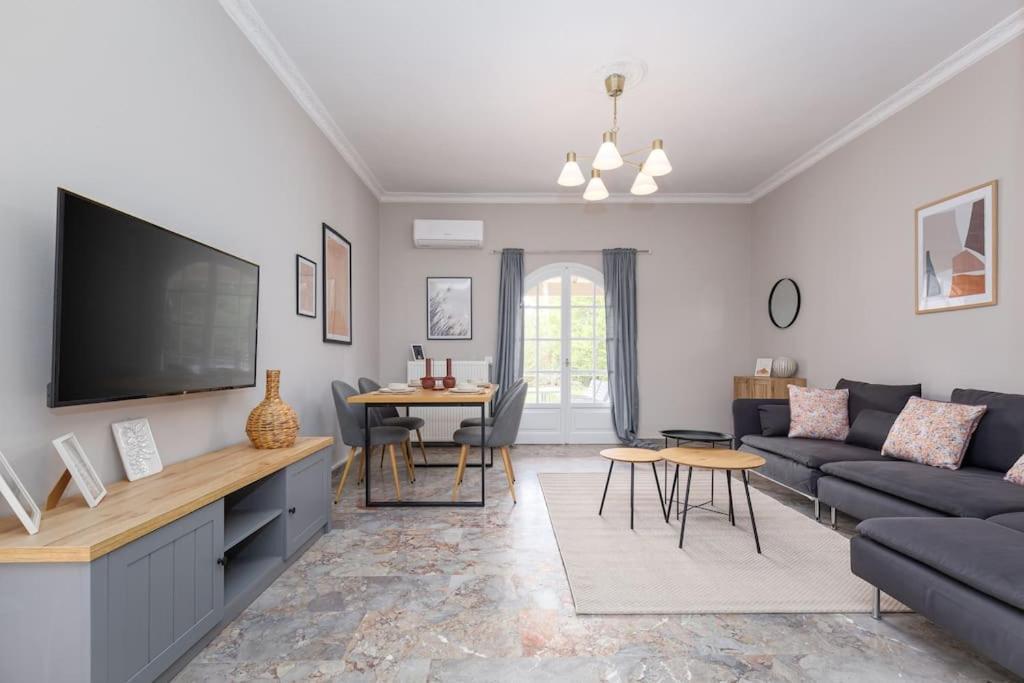 Angelikis House Apartment Kompitsion Bagian luar foto