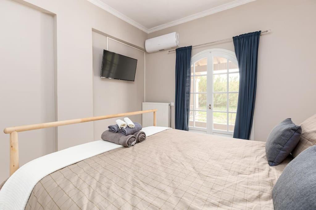 Angelikis House Apartment Kompitsion Bagian luar foto